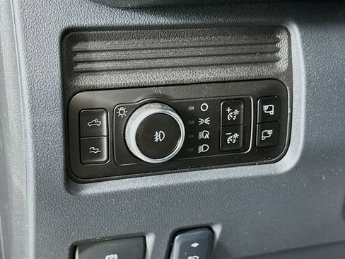 New 2026 Ford F450 Platinum w/ FX4 Off-Road Package image 10