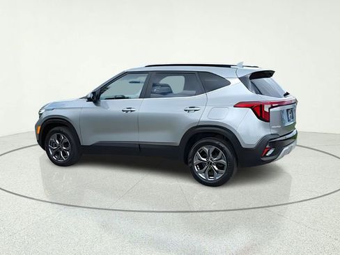 Certified 2024 Kia Seltos S AWD/4WD image 3