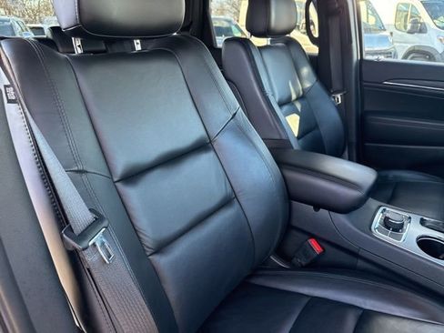 Used 2022 Jeep Grand Cherokee Limited w/ Tech Group image 28