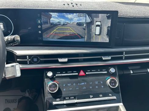 Used 2025 Hyundai Santa Fe Limited FWD image 20