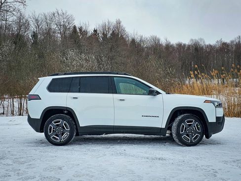 New 2026 Jeep Cherokee Limited AWD/4WD image 2
