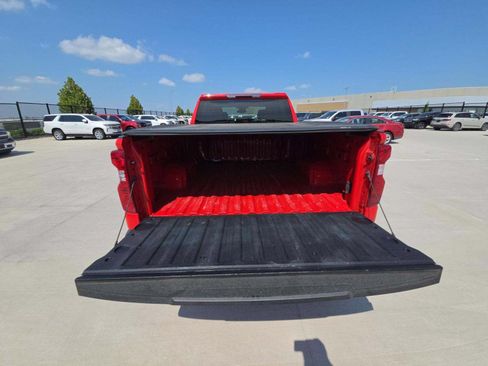 Used 2022 Chevrolet Silverado 1500 LT RWD image 14