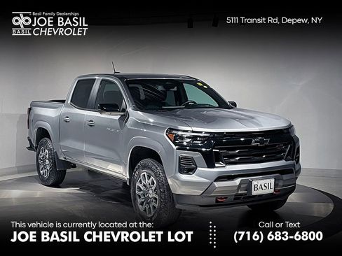 Used 2023 Chevrolet Colorado Z71 w/ Z71 Convenience Package 2 image 1