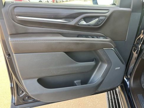 Used 2023 GMC Yukon XL Denali w/ Max Trailering Package image 10