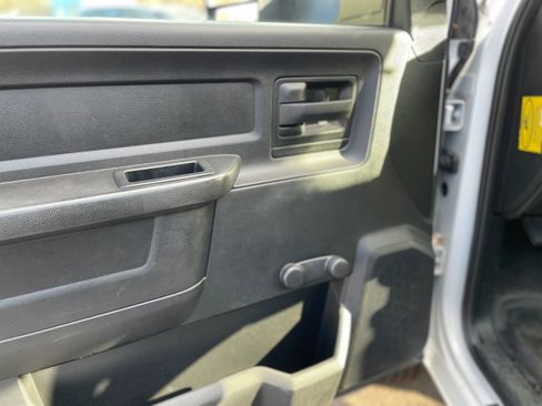 Used 2014 RAM 3500 Tradesman image 12