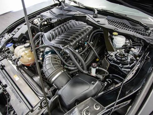 Used 2020 Ford Mustang Shelby GT350 w/ Technology Package image 43