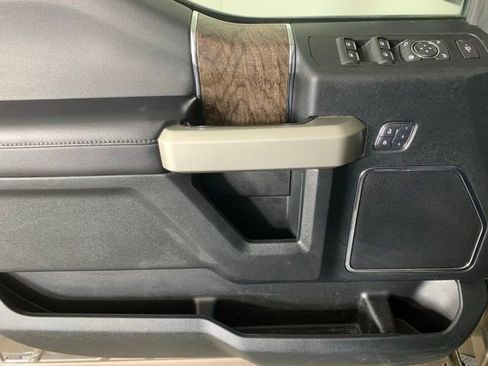 Used 2018 Ford F350 Lariat w/ Lariat Ultimate Package image 29