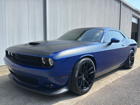 Used 2020 Dodge Challenger R/T Scat Pack w/ T/A Package RWD image 7