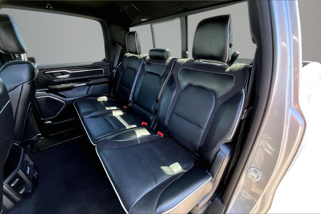 Used 2025 RAM 1500 Laramie AWD/4WD image 23