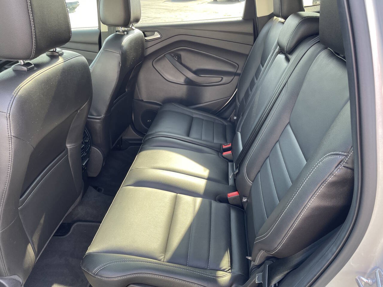 Used 2015 Ford Escape Titanium AWD/4WD image 4