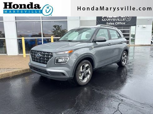Used 2022 Hyundai Venue SEL FWD image 1
