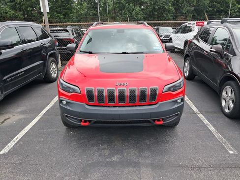 Used 2019 Jeep Cherokee Trailhawk w/ Comfort & Convenience Group AWD/4WD image 5