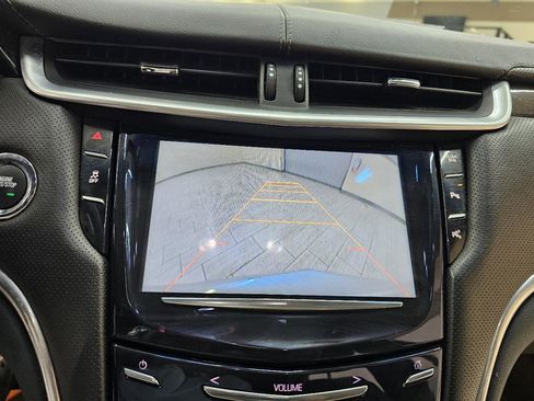 Used 2014 Cadillac XTS Luxury image 31