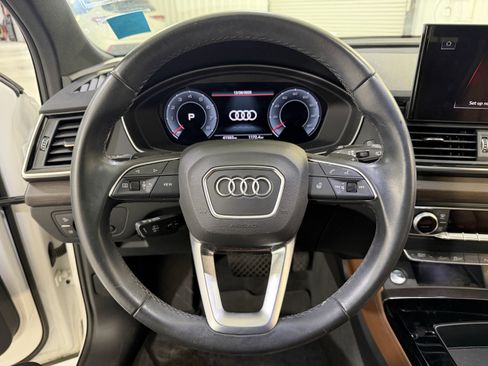 Used 2022 Audi Q5 2.0T Premium Plus w/ Premium Plus Package image 16