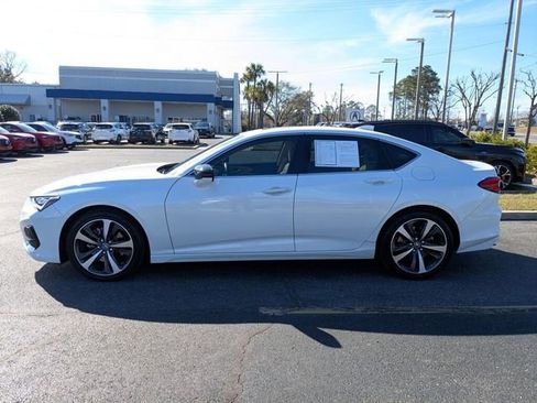 Certified 2025 Acura TLX w/ Technology Package image 10