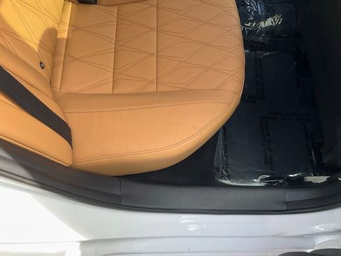 Used 2020 Nissan Sentra SV w/ SV Premium Package image 47