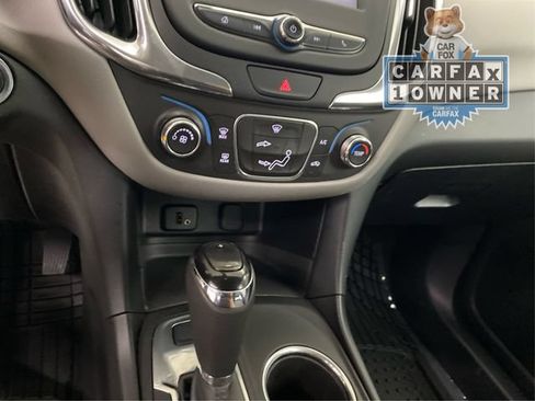 Used 2018 Chevrolet Equinox LS AWD/4WD image 31