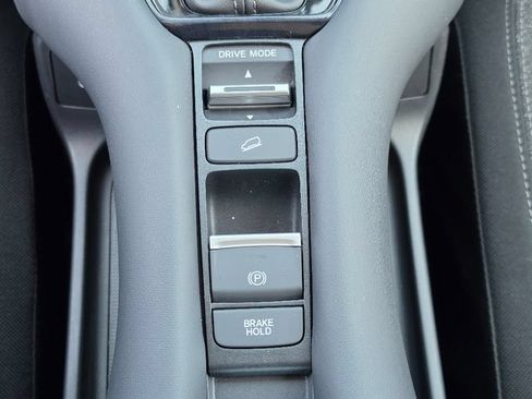 Used 2025 Honda HR-V LX image 26