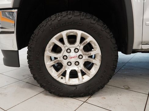 Used 2016 GMC Sierra 1500 SLE w/ SLE Value Package image 15