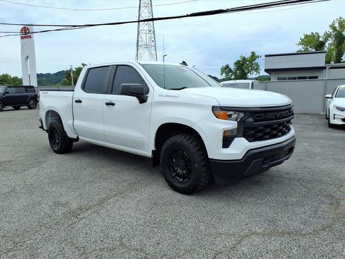 Used 2023 Chevrolet Silverado 1500 W/T w/ WT Value Package AWD/4WD image 1