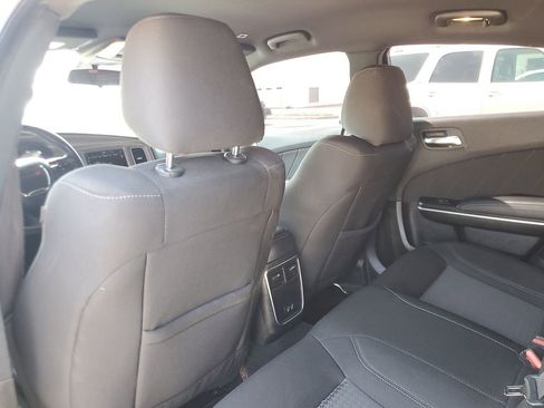 Used 2023 Dodge Charger SXT image 9