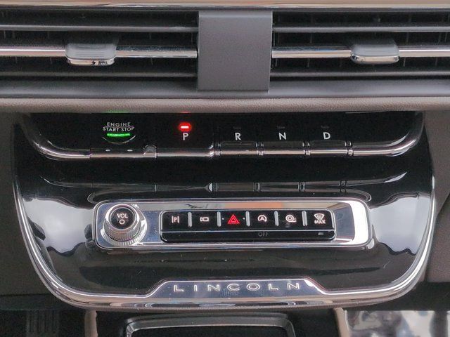 Used 2024 Lincoln Corsair FWD w/ Equipment Group 101A image 19