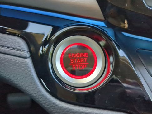 Used 2025 Honda Odyssey Touring image 29