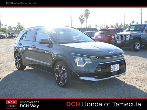 Used 2023 Kia Niro EX Touring FWD image 3
