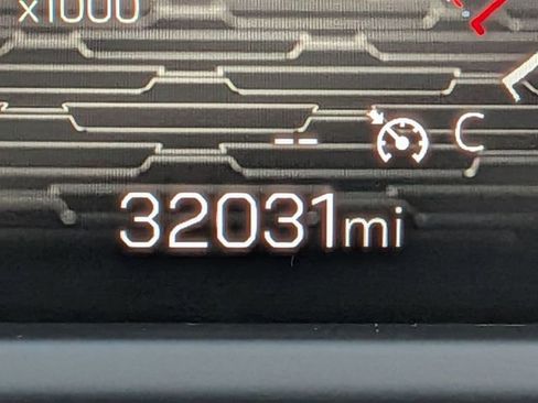 Used 2024 GMC Acadia Elevation w/ Black Edition image 23