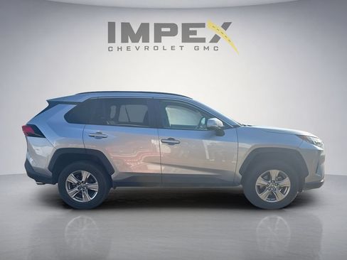 Used 2023 Toyota RAV4 XLE FWD image 6