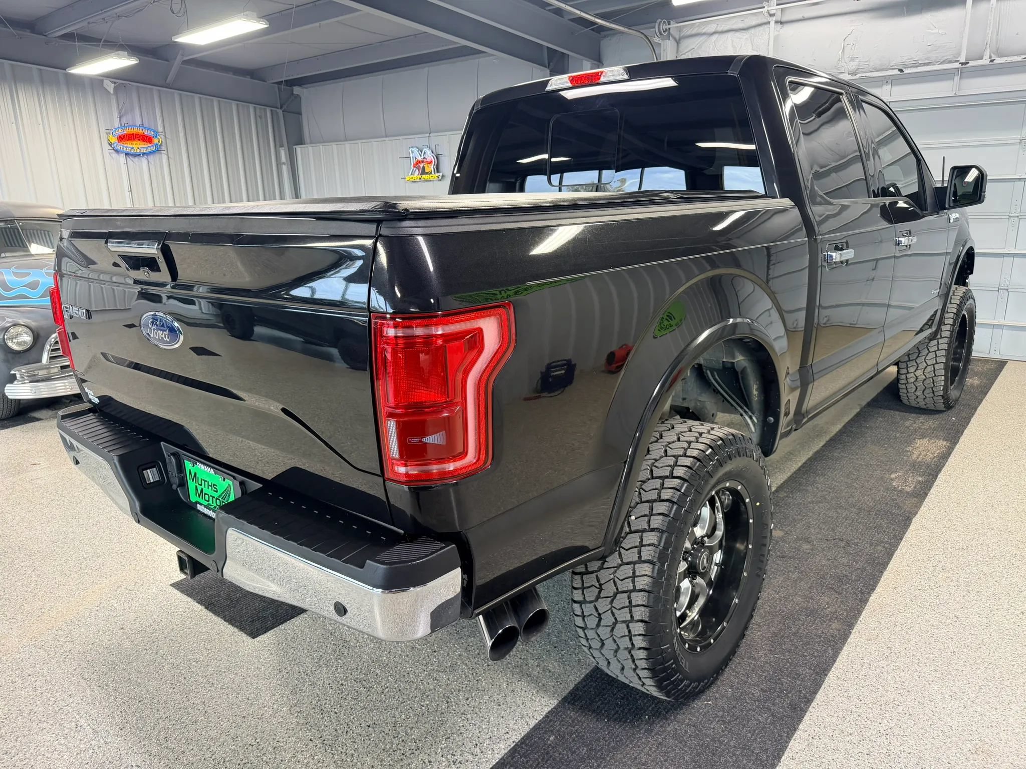 Used 2015 Ford F150 Lariat AWD/4WD image 6