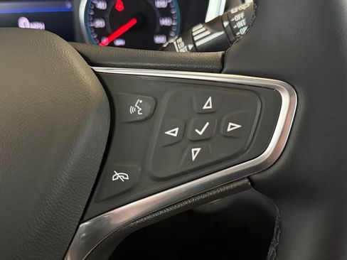 Used 2023 Chevrolet Equinox Premier FWD image 31