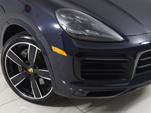 Used 2022 Porsche Cayenne Platinum Edition w/ Premium Package Plus AWD/4WD image 18