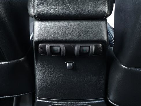 Used 2017 Jeep Wrangler Unlimited Sahara AWD/4WD image 25