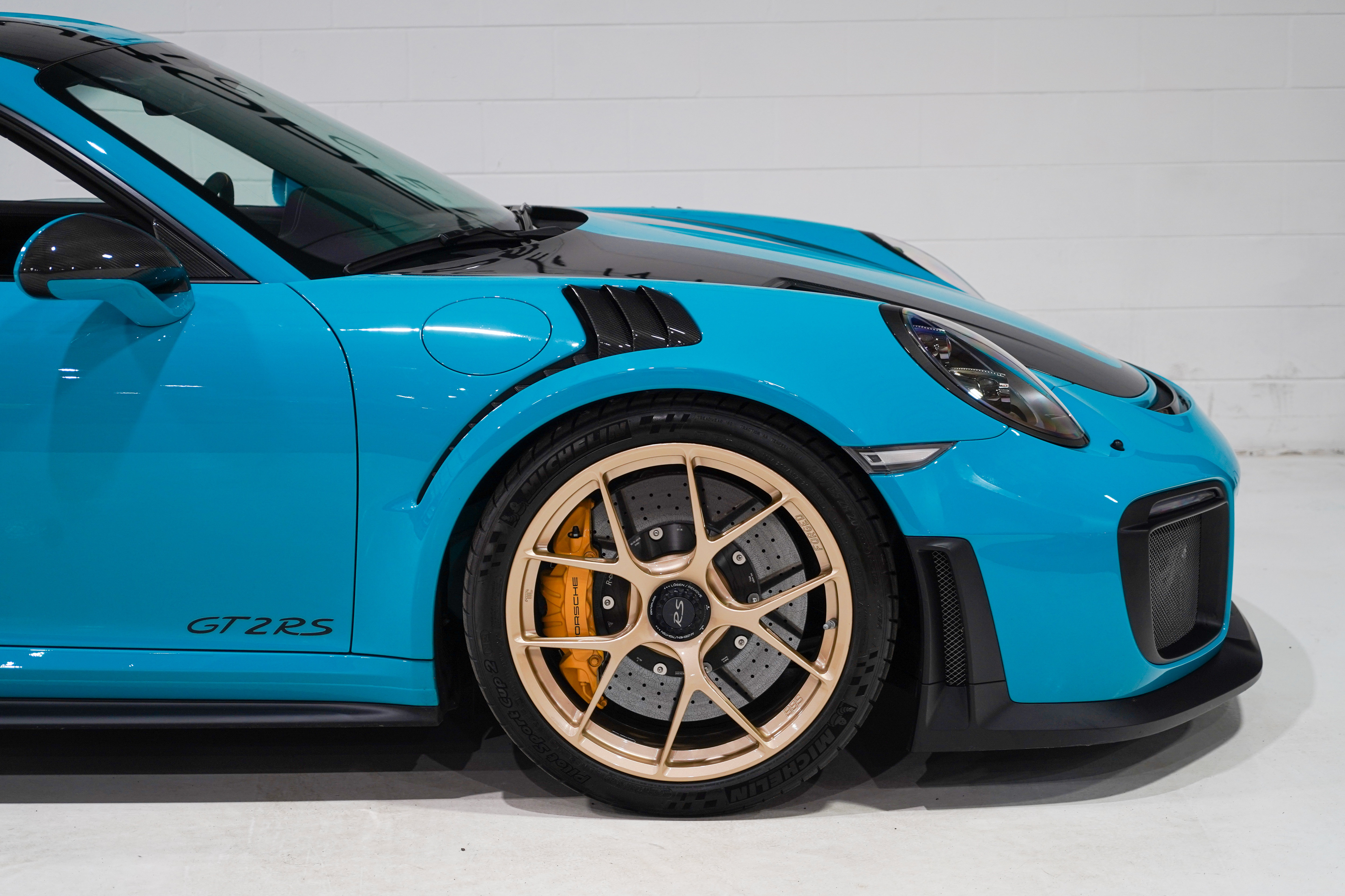 Used 2018 Porsche 911 GT2 RS RWD image 22
