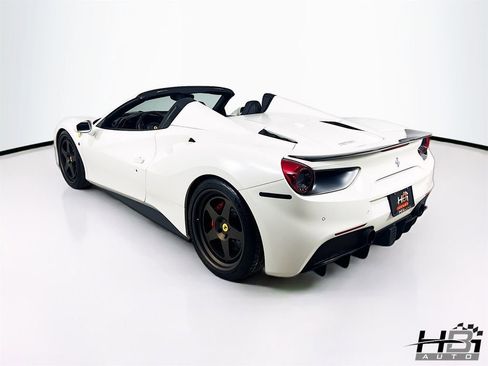 Used 2018 Ferrari 488 Spider RWD image 24