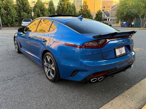 Used 2020 Kia Stinger GT-Line w/ Sun & Sound Package RWD image 13