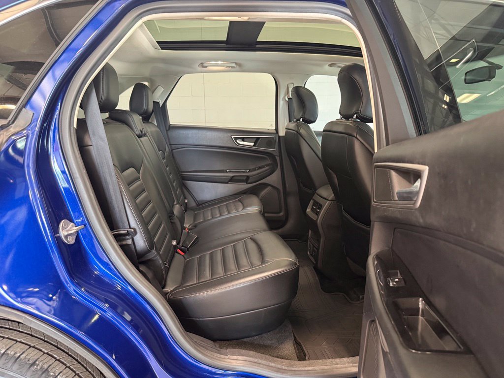 Used 2015 Ford Edge SEL w/ Equipment Group 201A AWD/4WD image 31