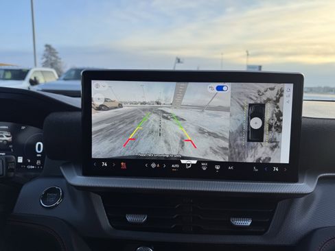 Certified 2025 Ford Explorer ST-Line image 23