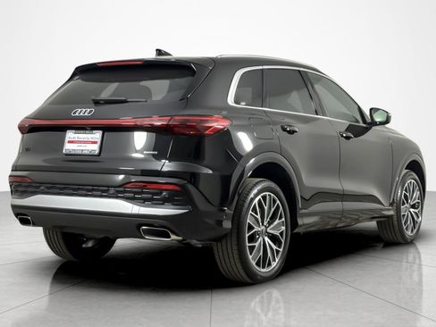 Used 2025 Audi Q5 Premium Plus w/ Premium Plus AWD/4WD image 5