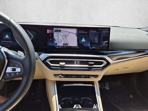 Used 2024 BMW 330i Sedan w/ Convenience Package RWD image 15