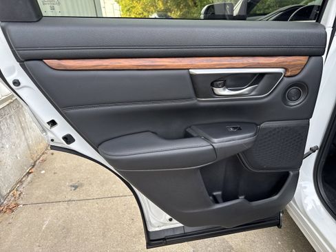 Used 2019 Honda CR-V EX-L image 11