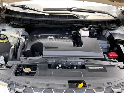 Used 2023 Nissan Murano SV AWD/4WD image 9