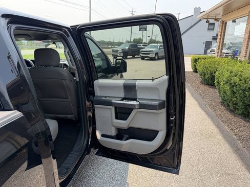 Used 2018 Ford F150 XLT AWD/4WD image 25