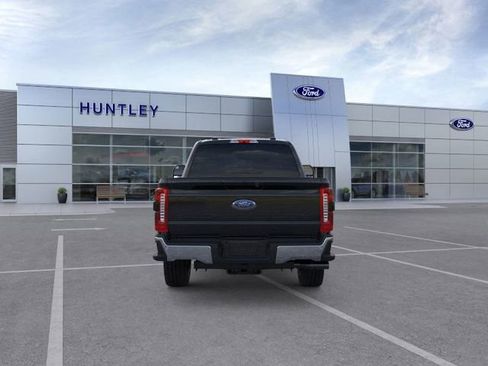 New 2026 Ford F250 Lariat w/ FX4 Off-Road Package image 5