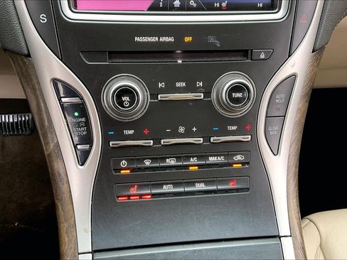 Used 2016 Lincoln MKX Select w/ Select Plus Package image 30