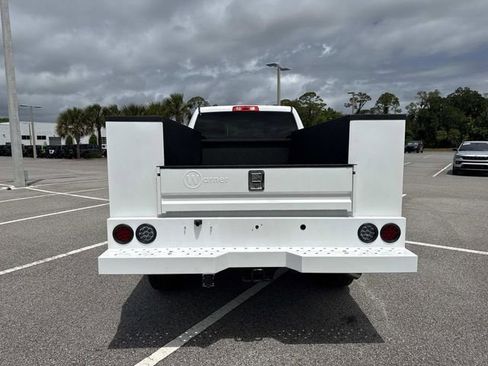 New 2026 RAM 2500 Tradesman w/ Chrome Appearance Group AWD/4WD image 4