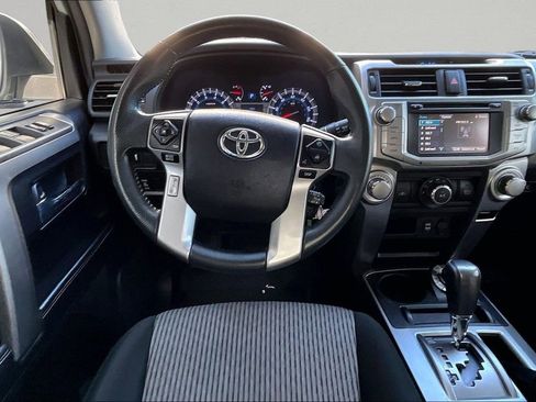 Used 2016 Toyota 4Runner SR5 AWD/4WD image 9