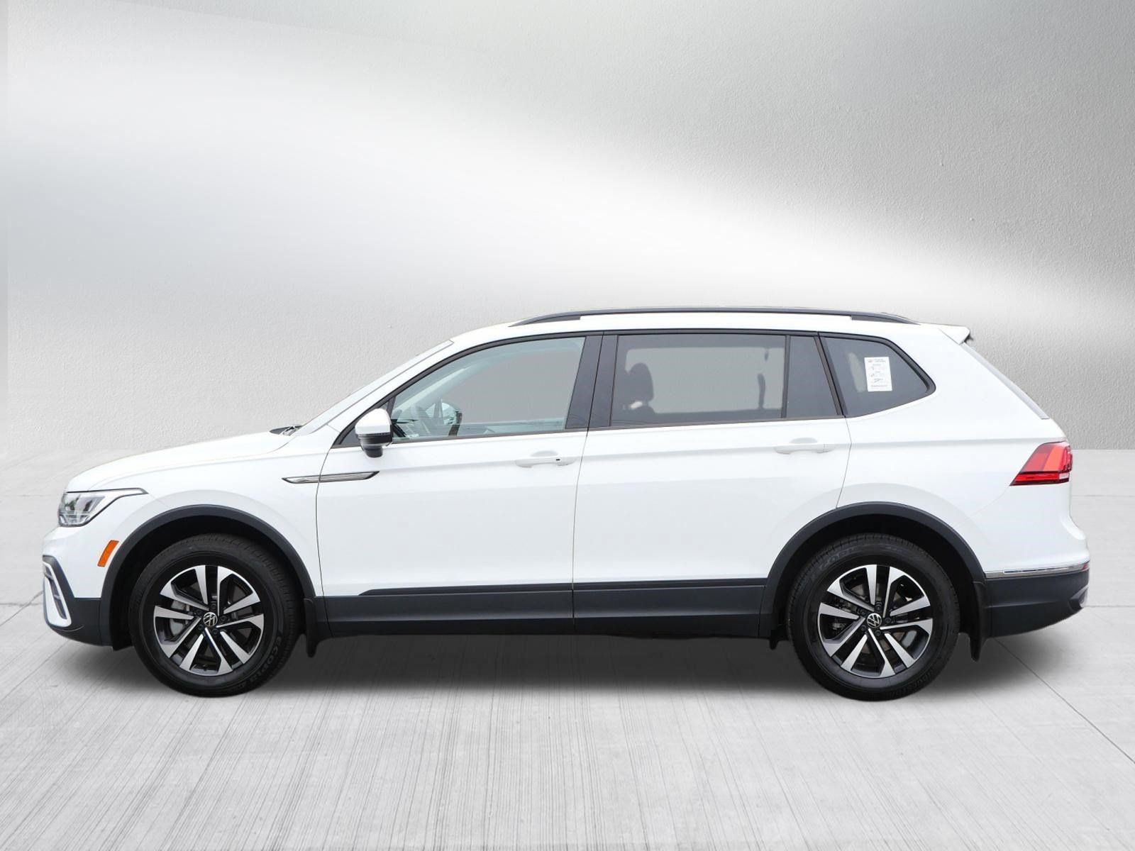 Certified 2024 Volkswagen Tiguan S w/ MDO Package, Two-Row AWD/4WD image 4