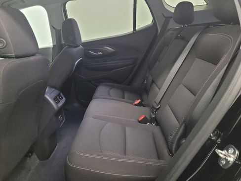 Used 2024 GMC Terrain SLE FWD image 18